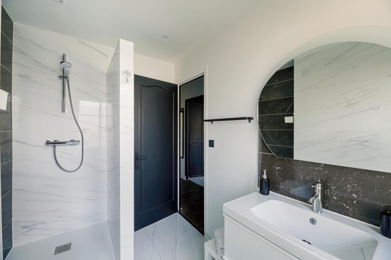 Immeuble Constellat'Yon Appartements Neufs Кан Экстерьер фото